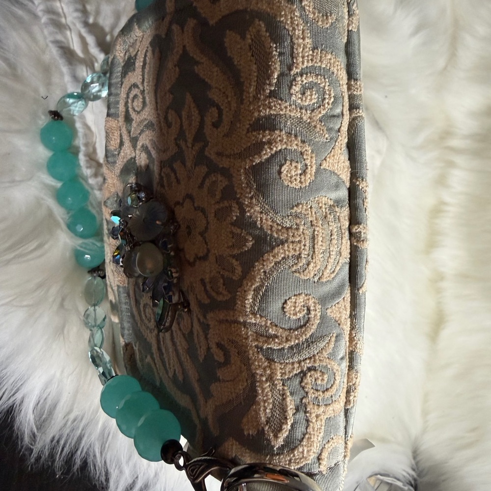 Nina Perrera Vintage Chic Embroidered Shoulder Bag with Beaded Strap - Picture 13 of 13